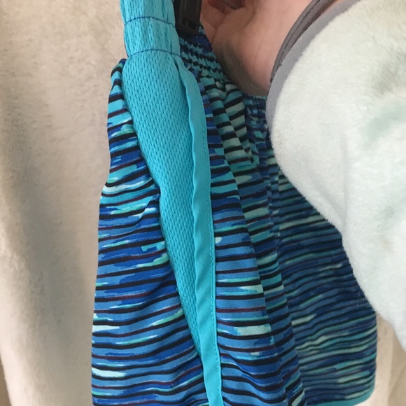 Blue champion shorts - Picture 2 of 4